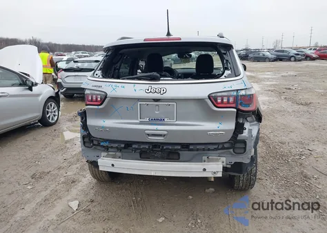 2021 Jeep Compass Latitude 4X4 from USA, damaged, VIN 3C4NJDBB4MT504634